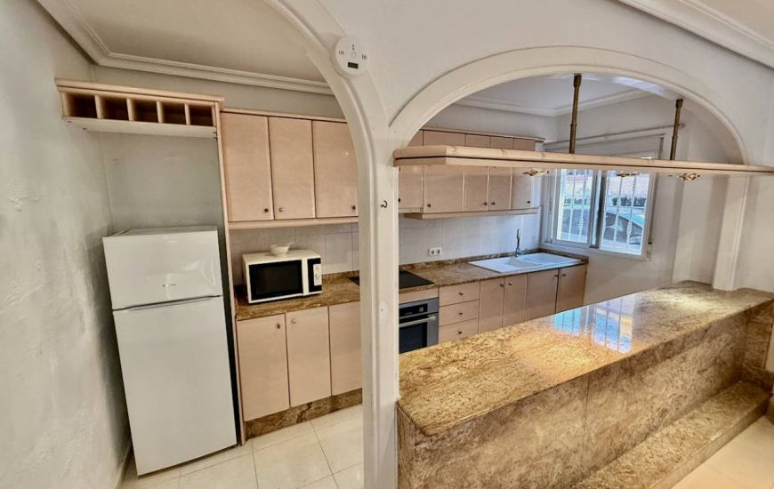 Sale - Villa - Benferri