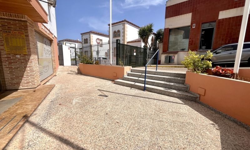 Sale - Commercial - Villamartin - Villamartín