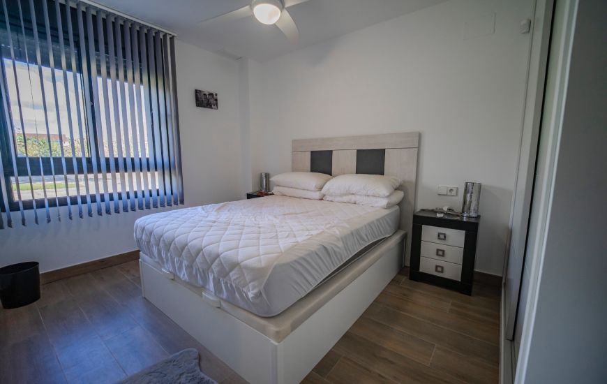 Sale - Apartments - Los Alcázares