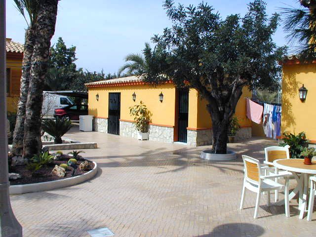 Sale - Villa - Elche