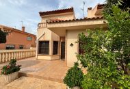 Sale - Villa - Torrevieja Centro