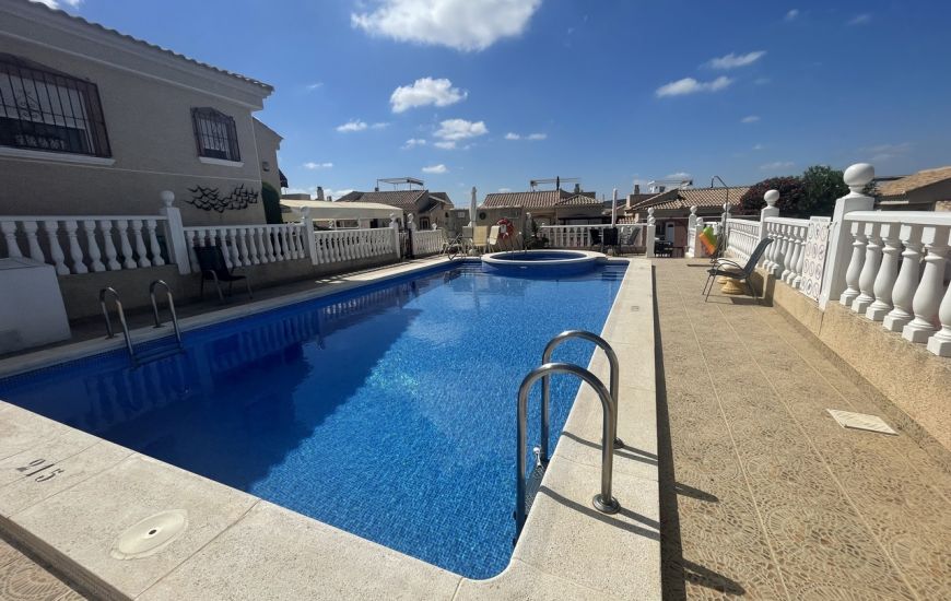 Sale - Villa - Algorfa