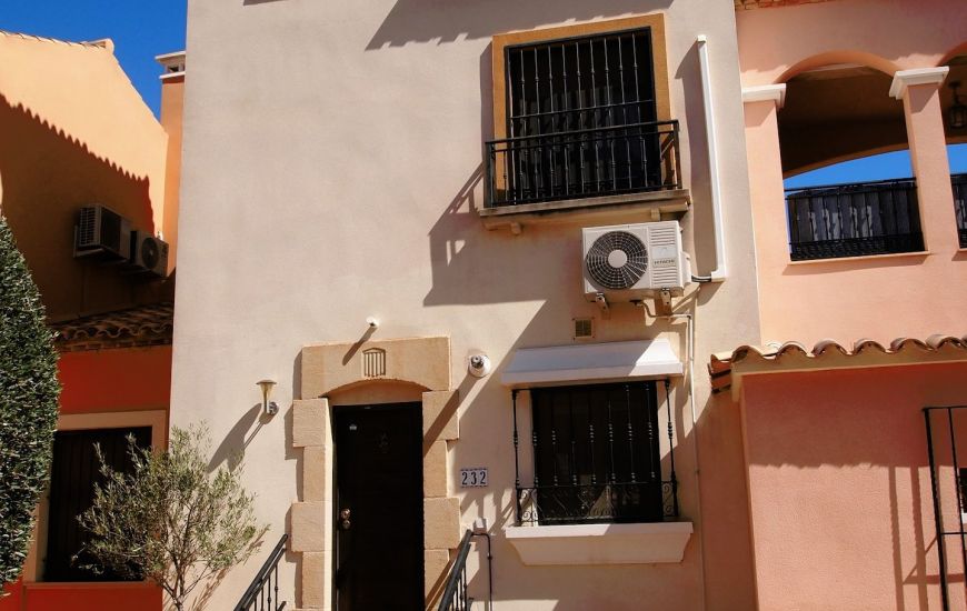 Sale - Townhouse - Algorfa