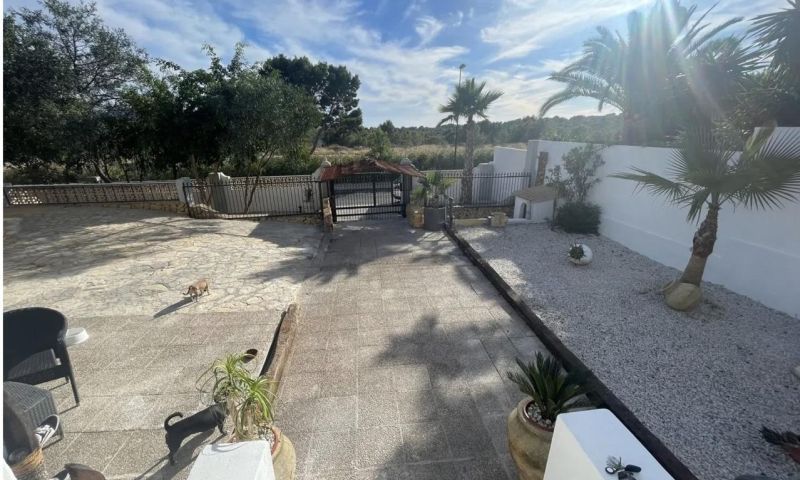 Sale - Villa - La Nucia