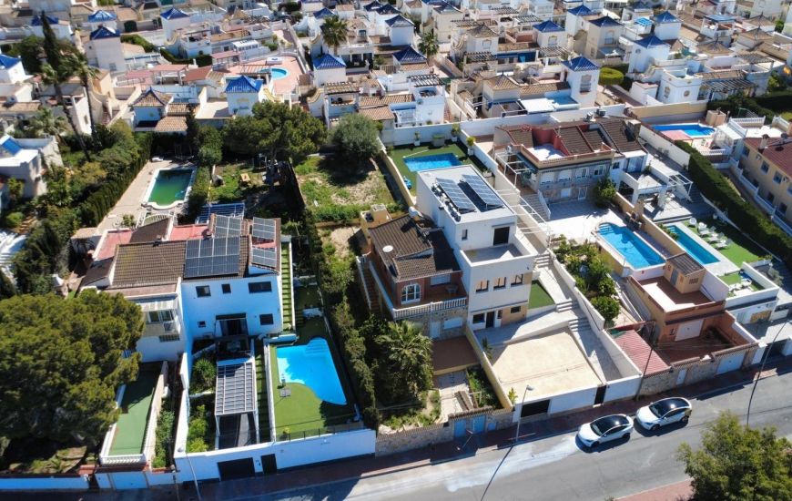 Sale - Villa - Torrevieja - 