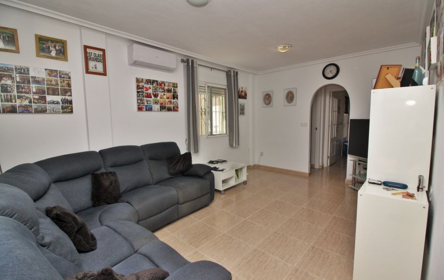 Sale - Villa - Villamartin