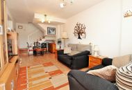 Sale - Rijtjeshuis - Villamartin
