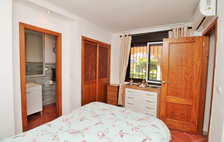 Sale - Apartments - Punta Prima