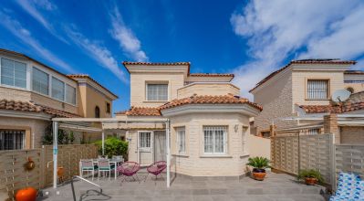 Villa - Venta - El Raso - El Raso