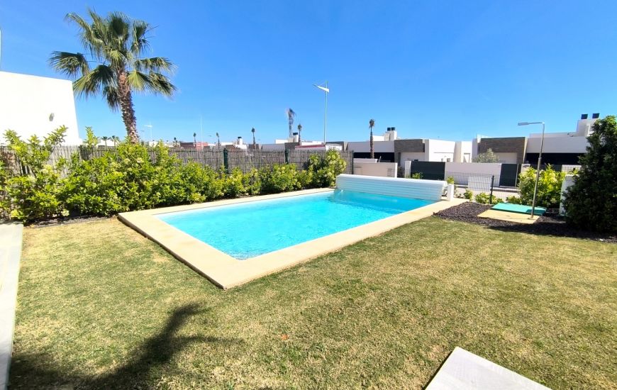 Sale - Villa - Algorfa