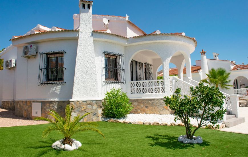 Sale - Villa - Ciudad Quesada