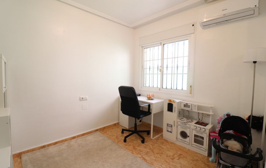 Sale - Villa - Guardamar del Segura