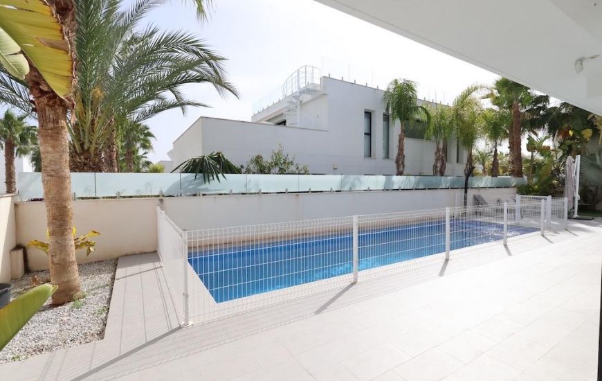 Sale - Villa - Ciudad Quesada