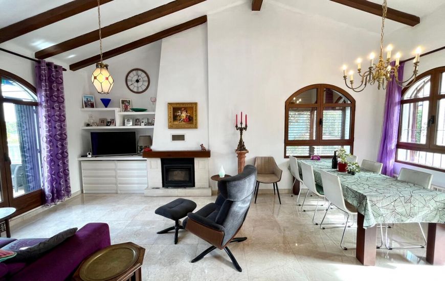 Sale - Villa - Villamartin