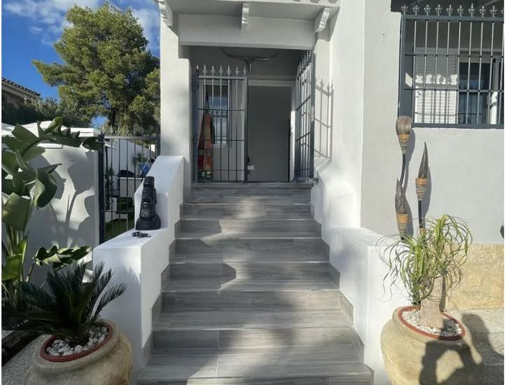Sale - Villa - La Nucia