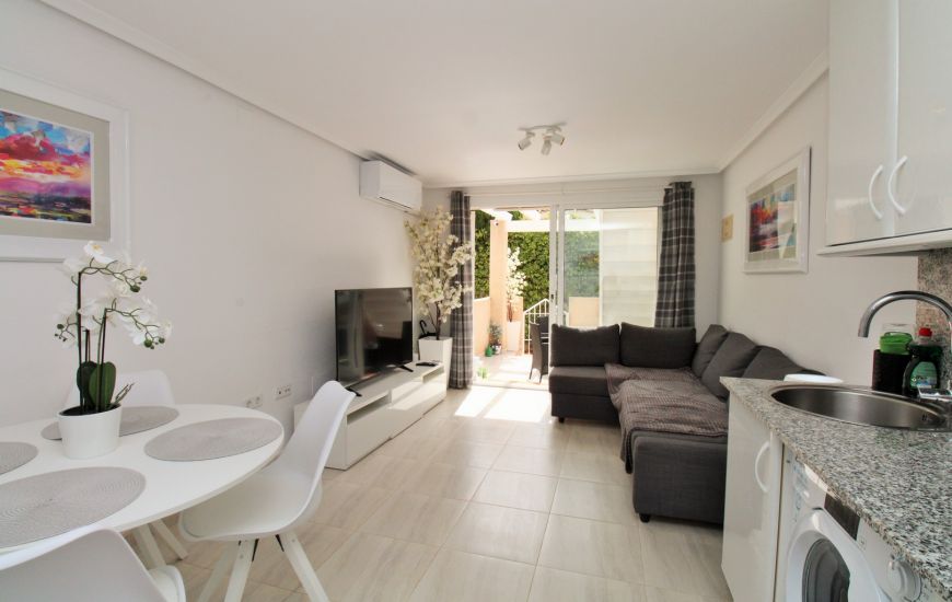 Sale - Bungalow - Villamartin