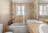 Sale - Villa - Villamartin