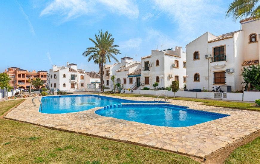 Sale - Apartamento - Orihuela Costa