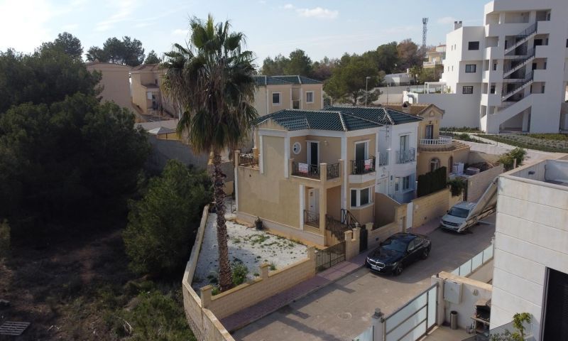 Venta - Villa - Orihuela