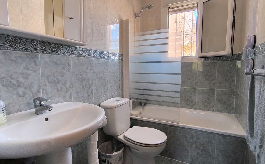 Sale - Half Vrijstaand Huis - Ciudad Quesada