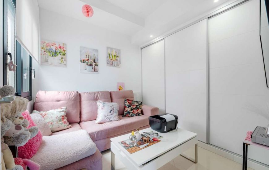 Sale - Villa - Villamartin