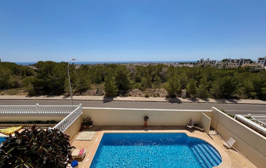 Sale - Villa - Villamartin