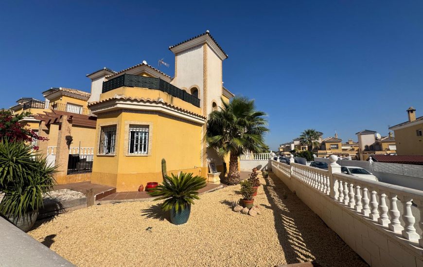 Sale - Villa - Algorfa