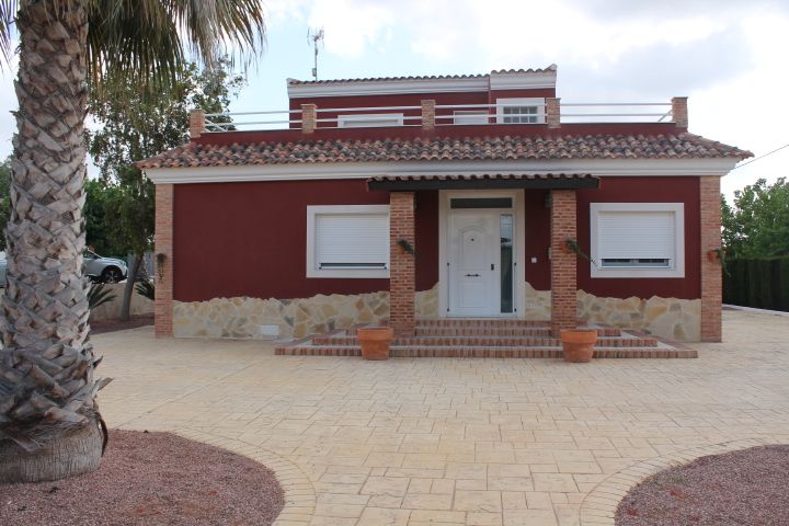 Sale - Villa - Novelda