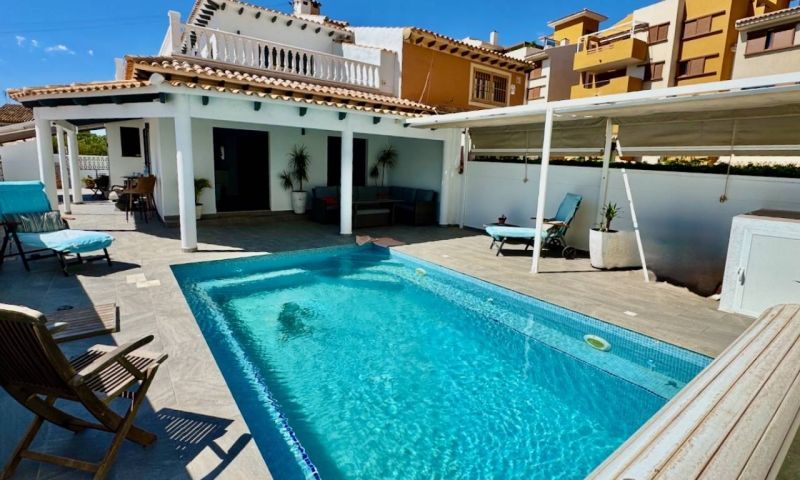 Sale - Apartments - Punta Prima