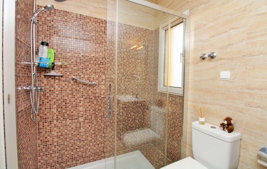 Sale - Villa - Villamartin