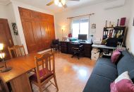 Sale - Finca - Orihuela