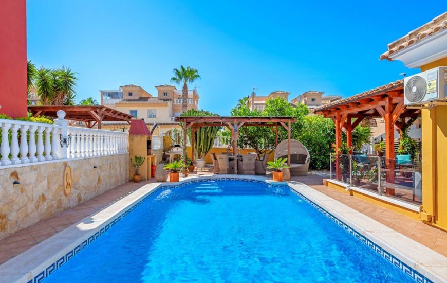 Sale - Villa - Algorfa - La Finca Golf