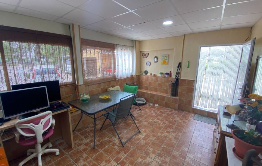 Sale - Country Property - Sax