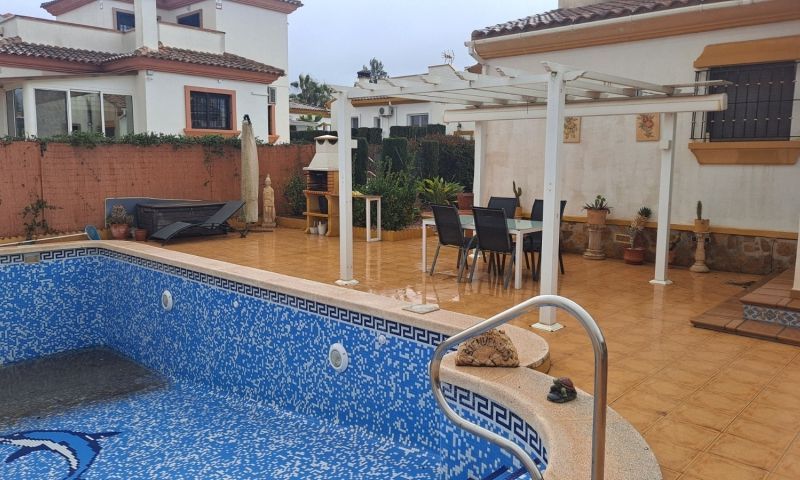 Sale - Villa - Hondón de las Nieves