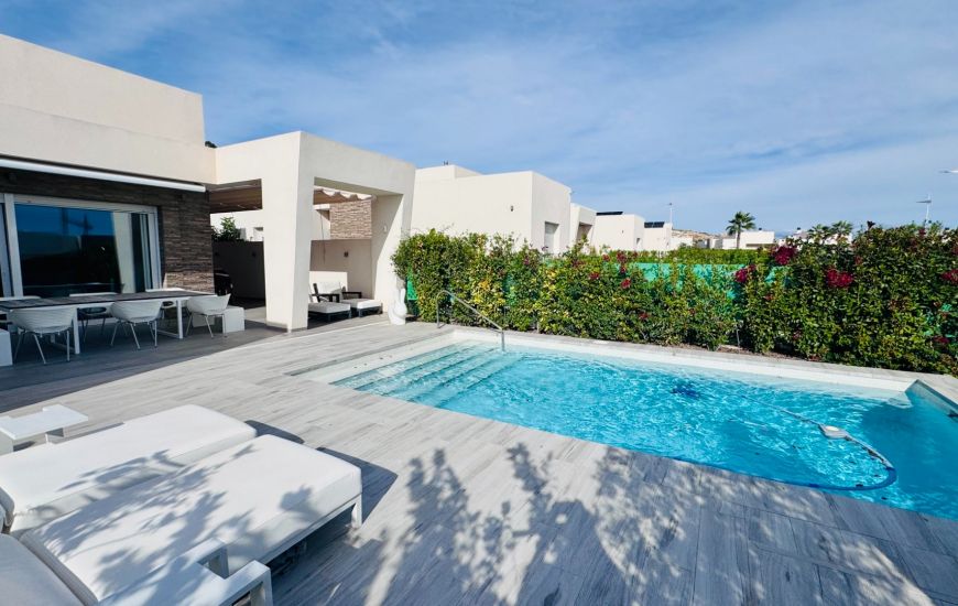 Venta - Villa - Algorfa