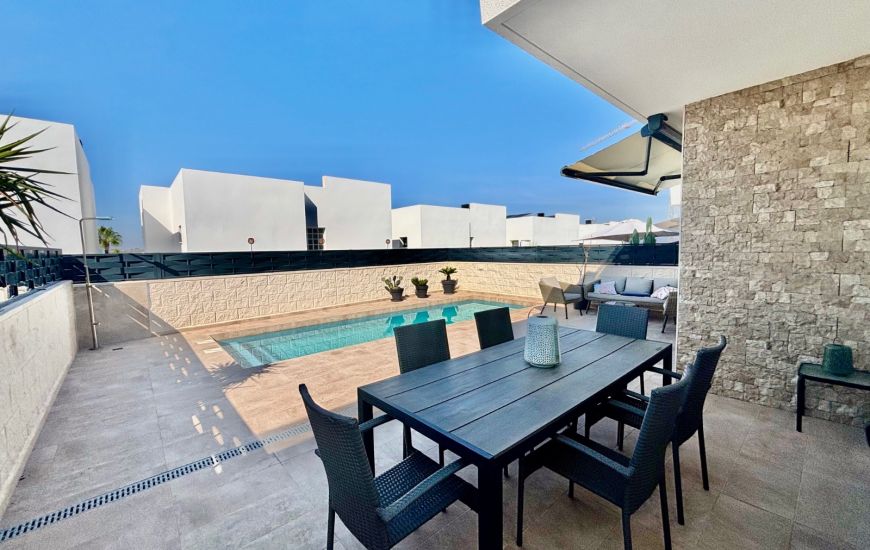 Venta - Villa - Benijofar
