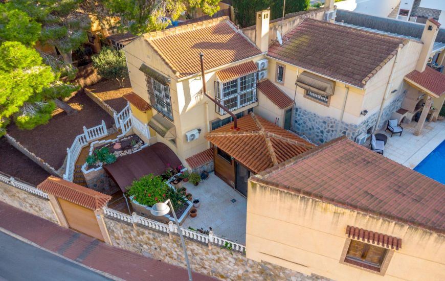 Venta - Villa - Torrevieja