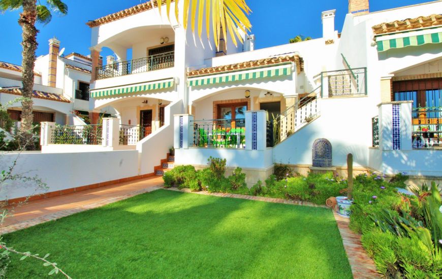 Sale - Bungalow - Villamartin