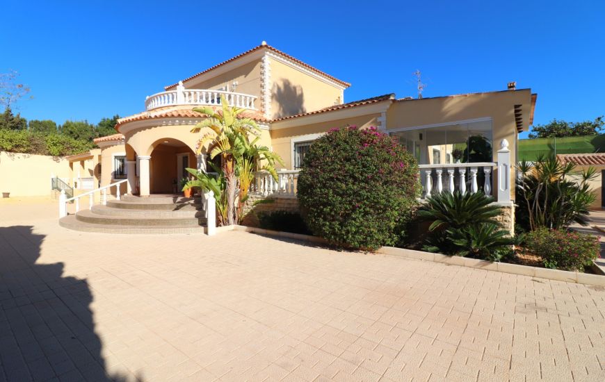 Sale - Villa - La Marina