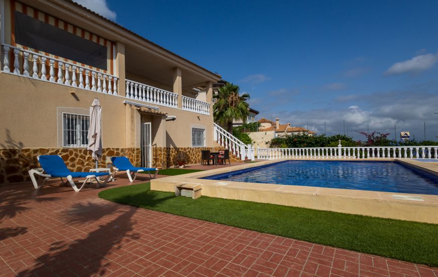 Sale - Villa - Algorfa