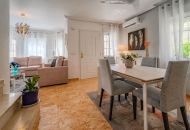 Sale - Villa - El Raso