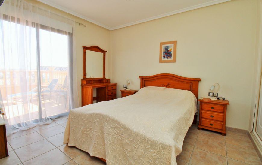 Sale - Villa - Villamartin