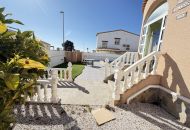 Sale - Villa - Villamartin