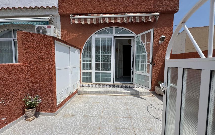Venta - Villa - Torrevieja