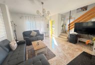 Sale - Villa - Villamartin