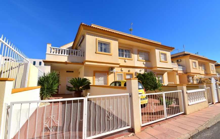 Sale - Apartments - Orihuela Costa