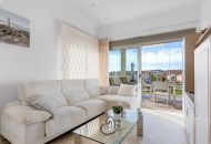 Sale - Villa - Villamartin
