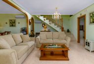 Sale - Villa - Los Altos