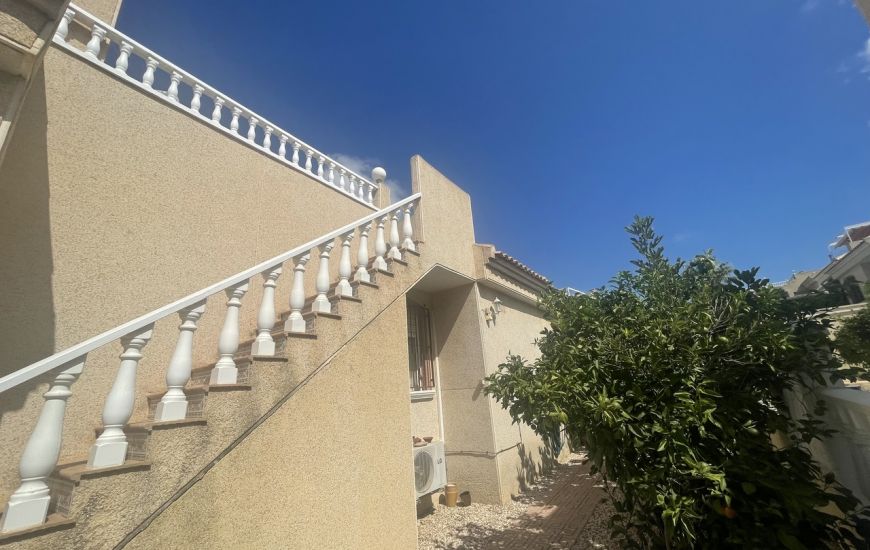 Sale - Villa - Algorfa