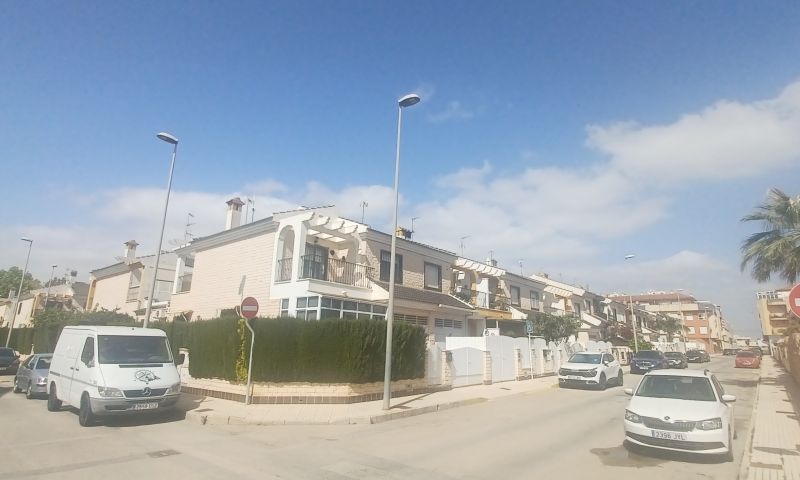 Sale - Villa - Pilar de la Horadada